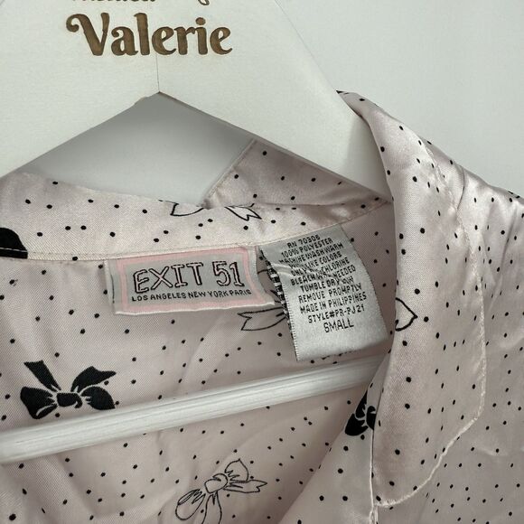Exit 51 Vintage Pink Satin Bow Pajama Top Polka Dot Size Small - Picture 4 of 7